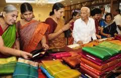 Sari shop.  Credit: breathedreamgo.com